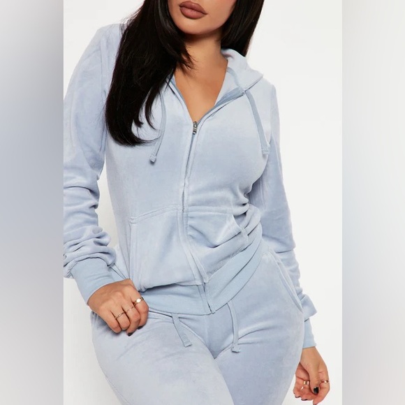 Fashion Nova The Original Trendsetter Velour Set - Blue - Picture 3 of 11